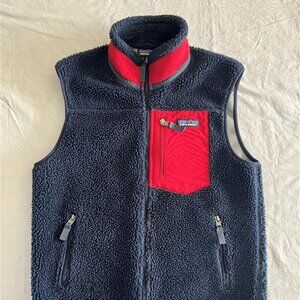 Patagonia Blue and Red Retro-X Men's Fleece Vest